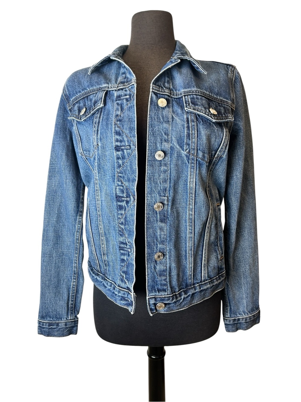 GAP 1969 Denim Jacket Medium Saddle Blue Icon Fit Silver Hardware Women’s